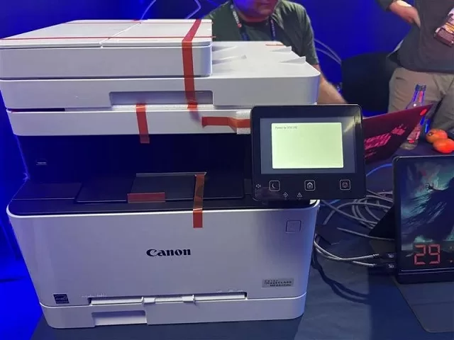 روز دوم مسابقات هکری pwn2own-ireland